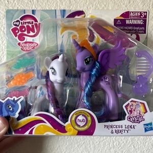 2012 My Little Pony Playset: Princess Luna & Rarity